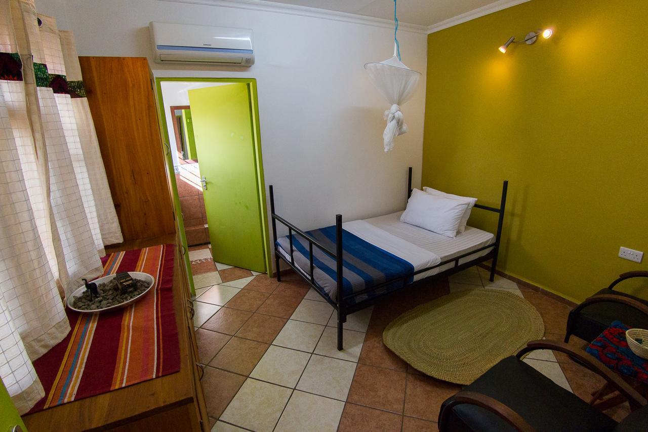 We Travel Hostel Moshi Kültér fotó