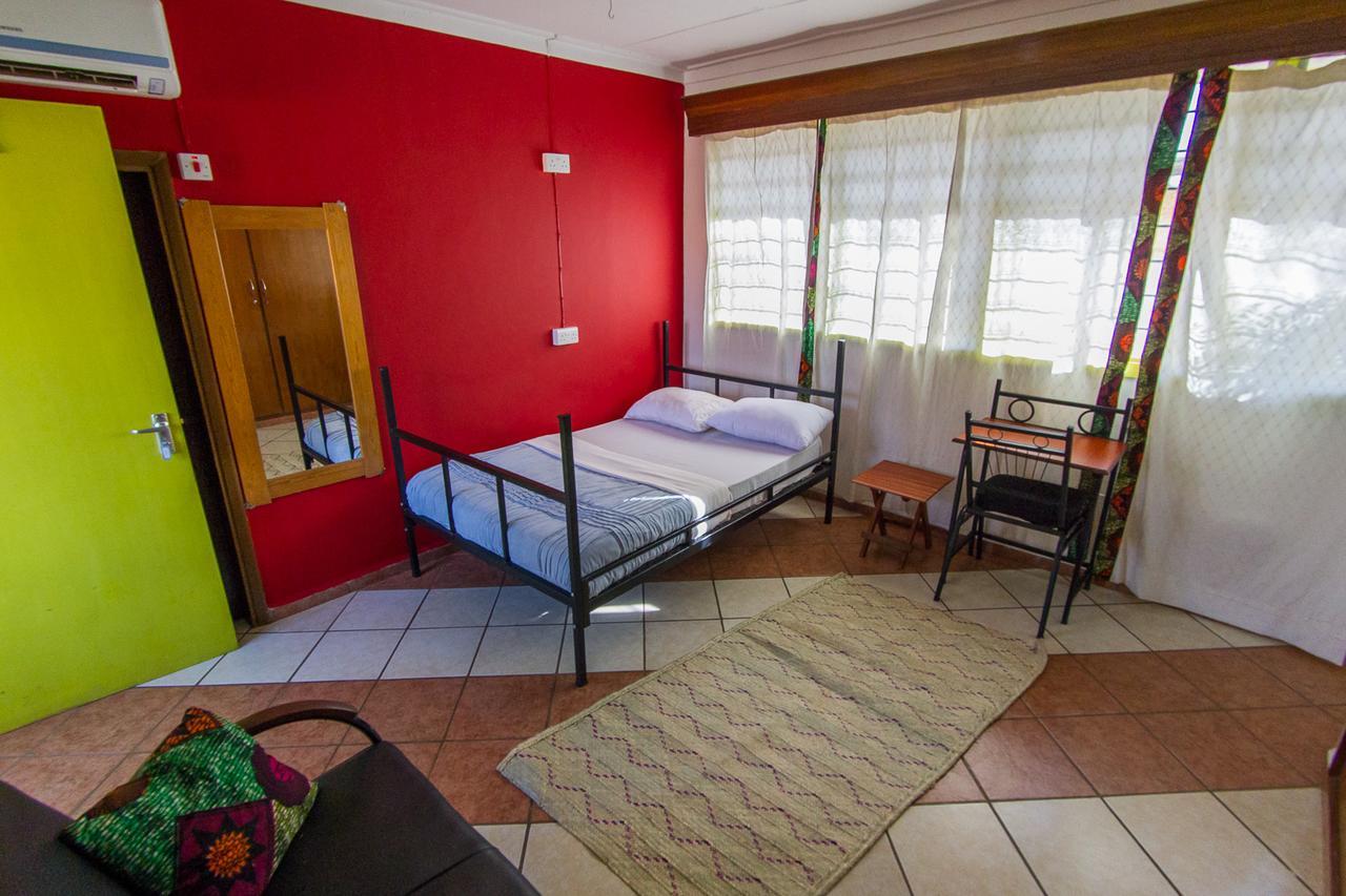 We Travel Hostel Moshi Kültér fotó